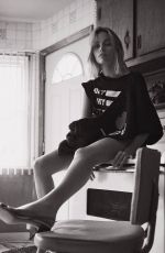 MARGOT ROBBIE in Vogue Magazine, December 2017