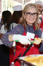 MAUREEN MCCORMICK at Los Angeles Mission Thanksgiving Meal for the Homeless in Los Angeles 11/22/2017