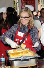MAUREEN MCCORMICK at Los Angeles Mission Thanksgiving Meal for the Homeless in Los Angeles 11/22/2017