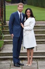 MEGHAN MARKLE and Prince Harry Announce Their Engagement at Kensington Palace 11/27/2017