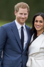 MEGHAN MARKLE and Prince Harry Announce Their Engagement at Kensington Palace 11/27/2017