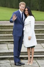 MEGHAN MARKLE and Prince Harry Announce Their Engagement at Kensington Palace 11/27/2017