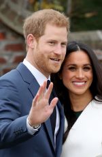 MEGHAN MARKLE and Prince Harry Announce Their Engagement at Kensington Palace 11/27/2017