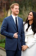 MEGHAN MARKLE and Prince Harry Announce Their Engagement at Kensington Palace 11/27/2017