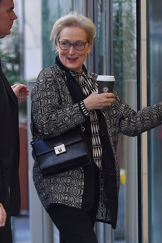 MERYL STREEP Out for Coffe in New York 11/20/2017