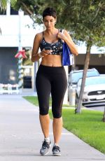 NICOLE MURPHY in Tights Leaves Pilates Class 11/22/2017