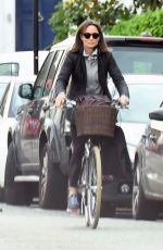 PIPPA MIDDLETON Out Riding a Bicycle in London 11/09/2017