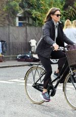 PIPPA MIDDLETON Out Riding a Bicycle in London 11/09/2017