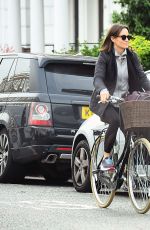 PIPPA MIDDLETON Out Riding a Bicycle in London 11/09/2017
