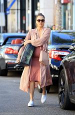 Pregnant JESSICA ALBA Sopping at Rodeo Drive in Beverly Hills 11/25/2017