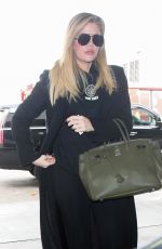 Pregnant KHLOE KARDASHIAN at Los Angeles International Airport 11/15/2017
