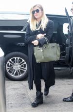 Pregnant KHLOE KARDASHIAN at Los Angeles International Airport 11/15/2017