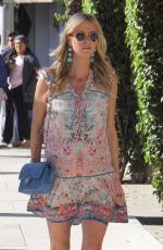 Pregnant NICKY HILTON Out Shopping in Beverly Hills 11/22/2017