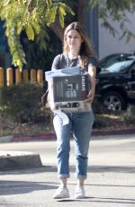 RACHEL BILSON Shopping at Best Buy in Los Angeles 11/13/2017