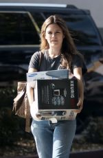 RACHEL BILSON Shopping at Best Buy in Los Angeles 11/13/2017