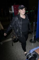 REBEL WILSON at Los Angeles Interntional Airport 11/25/2017