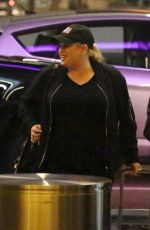 REBEL WILSON at Los Angeles Interntional Airport 11/25/2017