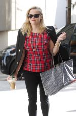 REESE WITHERSPOON Out and About in Beverly Hills 11/20/2017