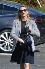 REESE WITHERSPOON Out and About in Los Angeles 11/14/2017