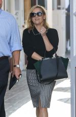 REESE WITHERSPOON Out for Breakfast in Brentwood 11/06/2017