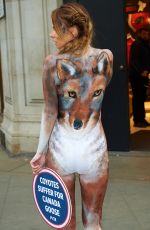 RHIAN SUDGEN Body Painted as Coyote Protests Outside Canada Goose in London 11/29/2017