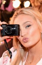 ROMEE STRIJD on the Backstage at 2017 VS Fashion Show in Shanghai 11/20/2017