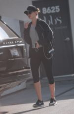 ROSIE HUNTINGTON-WHITELEY Leaves a Gym in West Hollywood 11/27/2017
