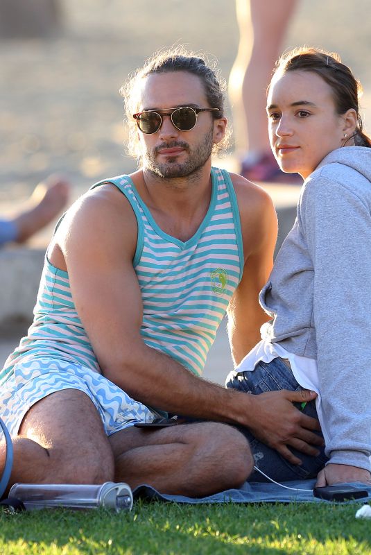 ROSIE JONES on the Beaches in Santa Monica 11/18/2017