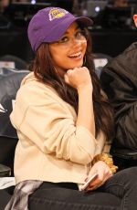 SARAH HYLAND and Wells Adams at Lakers vs Bulls Game at Staples Center in Los Angeles 11/21/2017