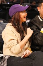 SARAH HYLAND and Wells Adams at Lakers vs Bulls Game at Staples Center in Los Angeles 11/21/2017