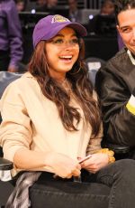 SARAH HYLAND and Wells Adams at Lakers vs Bulls Game at Staples Center in Los Angeles 11/21/2017