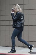 SARAH MICHELLE GELLAR Out for Coffee in Santa Monica 10/31/2017