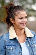 SELENA GOMEZ in Jeans at a Park in Burbank 11/02/2017