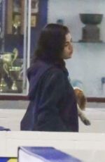 SELENA GOMEZ Watch Justin Bieber Play Ice Hockey at Rink in Los Angeles 11/15/2017