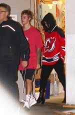 SELENA GOMEZ Watches Justin Bieber Play Hokey in Los Angeles 11/01/2017