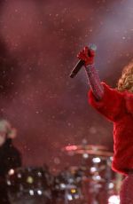 SHANIA TWAIN Performs at Grey Cup Halftime Show 11/26/2017