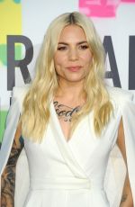 SKYLAR GREY Performs at American Music Awards 2017 in Los Angeles 11/19/2017