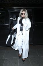 STACY FERGIE FERGUSON Arrives at Her Hotel in London 11/19/2017