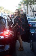 STACY KIEBLER Leaves Cafe Gratitude in Beverly Hills 11/114/2017