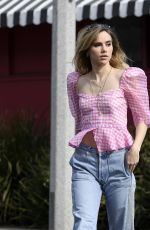 SUKI WATERHOUSE Out and About n West Hollywood 11/17/2017