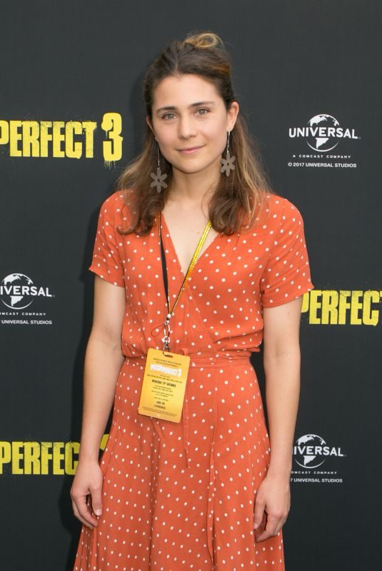 TESSA DE JOSSELIN at Pitch Perfect 3 Premiere in Sydney 11/29/2017