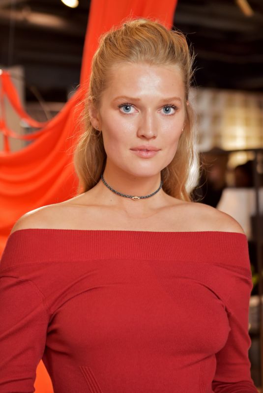 TONI GARRN at Vestiaire and Toni Garrn Supermodel Charity Sale in London 11/09/2017