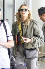 TOVE LO at LAX Airport in Los Angeles 111/11/2017