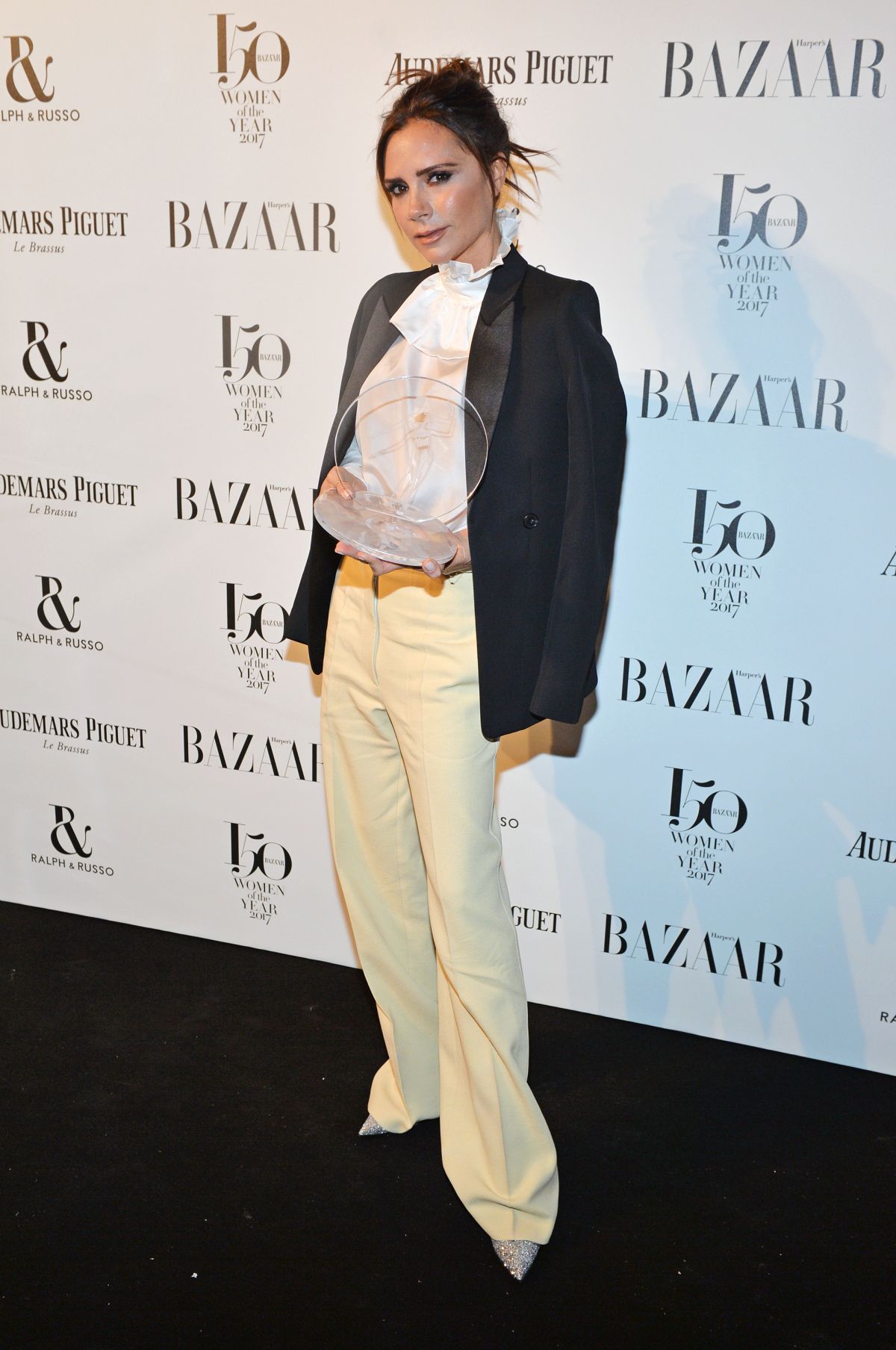 VICTORIA BECKHAM at Harper’s Bazaar Women of the Year Awards in London ...