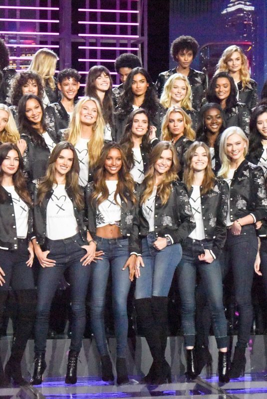 VICTORIA’S SECRET MODELS Ahead of Victoria’s Secret Fashion Show in Shanghai 11/18/2017