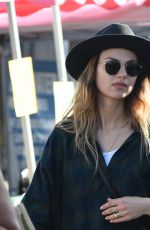 WHITNEY HARTLEY WAGNER Shopping at Farmers Market in Los Angeles 11/26/2017