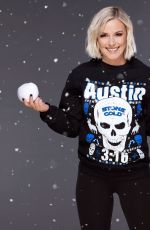 WWE - Superstars in Christmas Sweaters