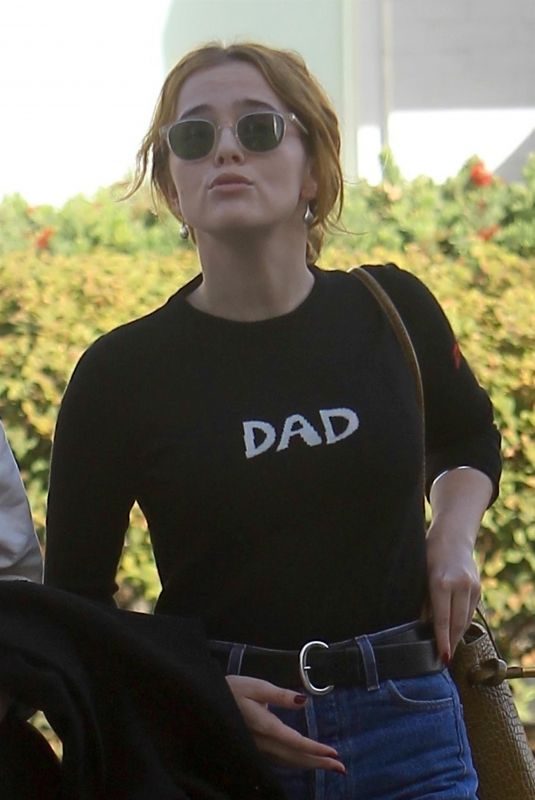 ZOEY DEUTCH Out for Lunch in Beverly Hills 11/27/2017
