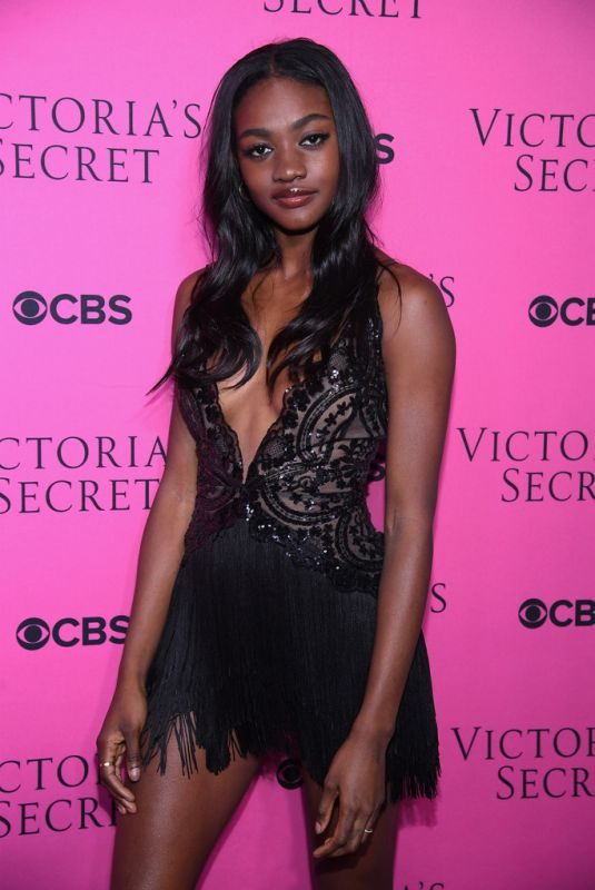 ZURI TIBBY at 2017 Victoria’s Secret Fashion Show Viewing Party in New York 11/28/2017