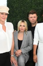 ALLI SIMPSON at Cleopatra Cat Eye Stamp in Los Angeles 12/15/2017